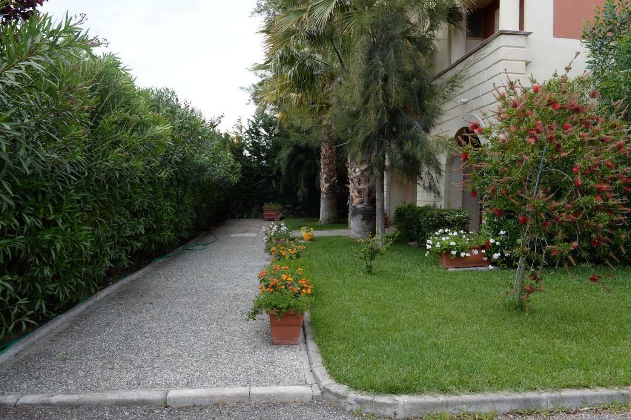 נובה סירי מרינה Casa Vacanze Oasi Felicita מראה חיצוני תמונה