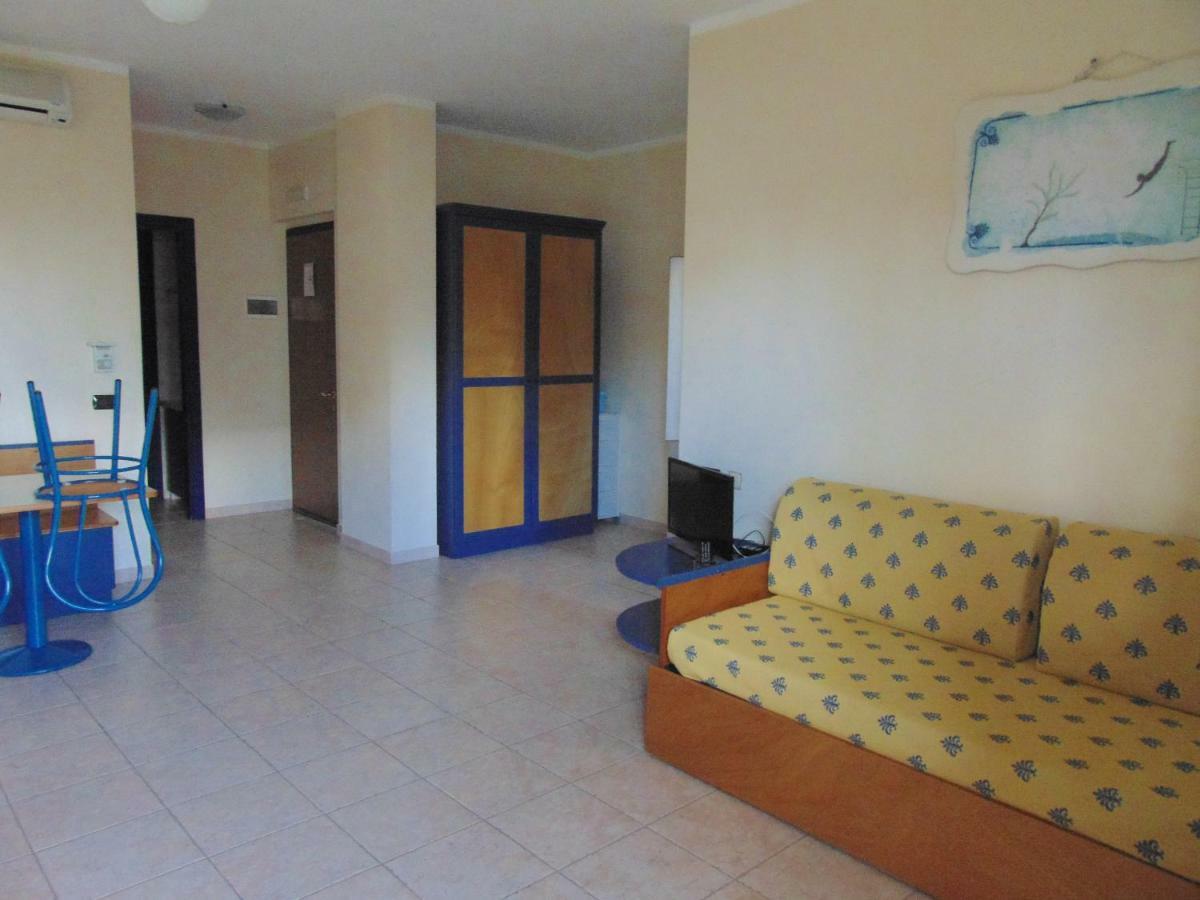 נובה סירי מרינה Casa Vacanze Oasi Felicita מראה חיצוני תמונה